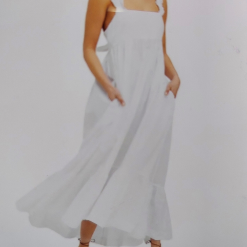 Elegant White Maxi Dress